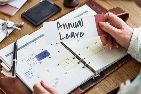 mom can employer reject annual leave