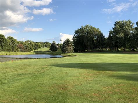 montgomery national golf club rogers drive montgomery mn