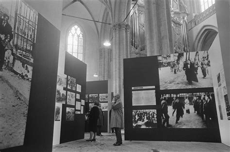 mooie vrijheid nationale tentoonstelling in de nieuwe kerk op de dam te amsterdam Doc