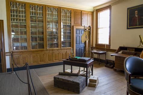 Mount Vernon Library Catalog