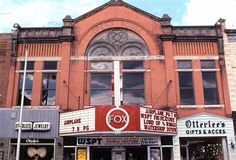 movie theaters in stevens point