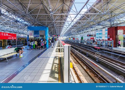 mrt beitou station