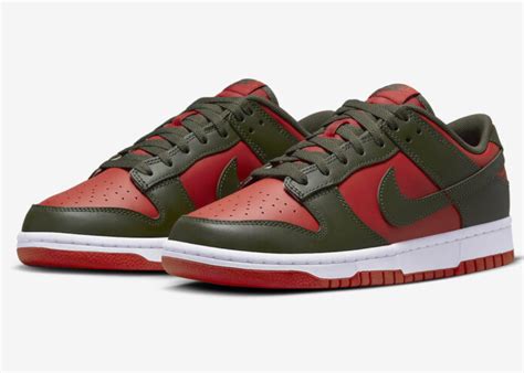 mystic red dunks