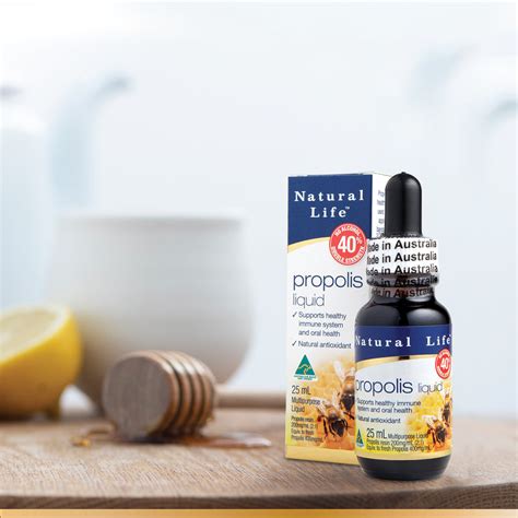 natural life propolis & manuka spray