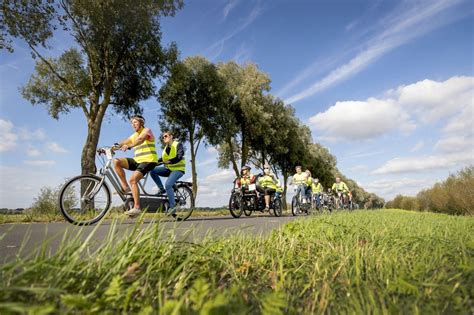 natuurgids voor groen toerisme met bijzondere fiets en wandelroutes Epub