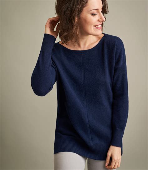 navy blue sweater women's