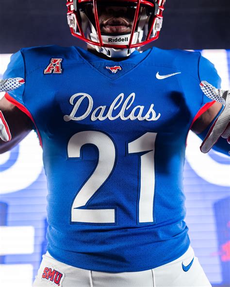 ncaa 25 best uniforms