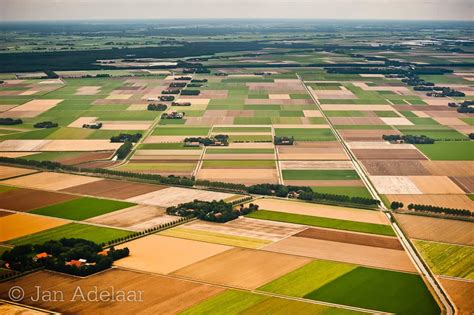 nederland vanuit de lucht Reader