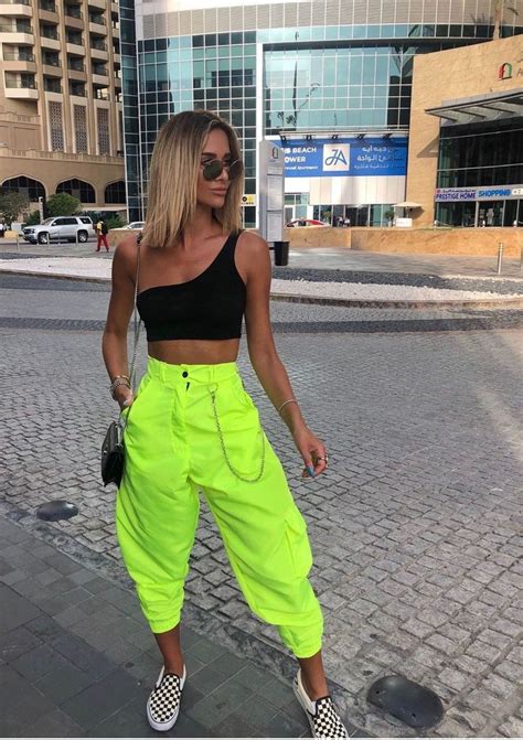 neon outfits for womens