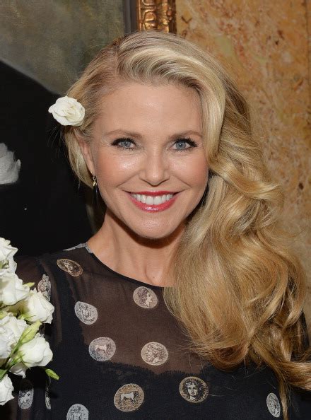 net worth christie brinkley