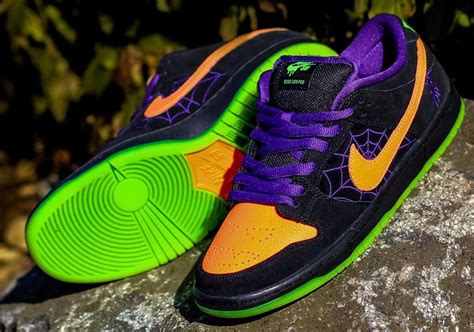 night of mischief dunks