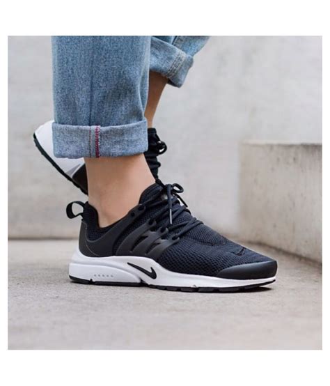 nike black casual shoes