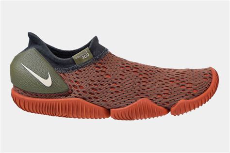 nike swim shoes men's