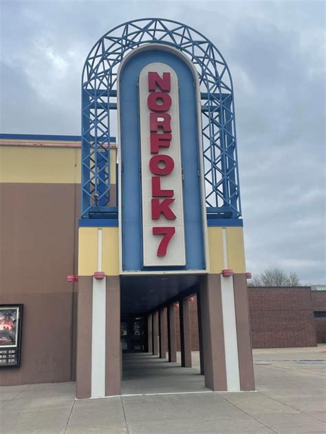 norfolk ne movie theatre