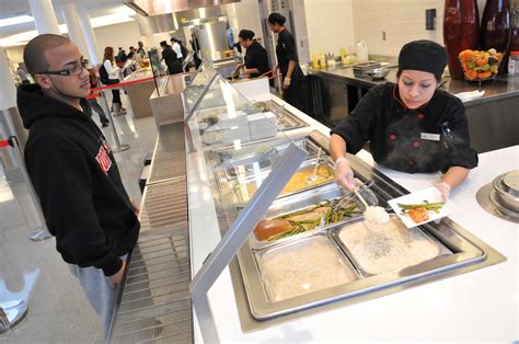 northeastern dining hours