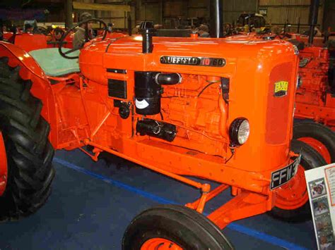 nuffield tractor 1060 Doc