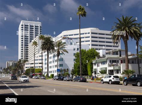 ocean avenue santa monica