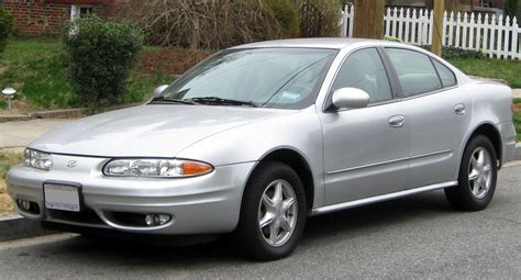 oldsmobile alero 2001 car manual Doc