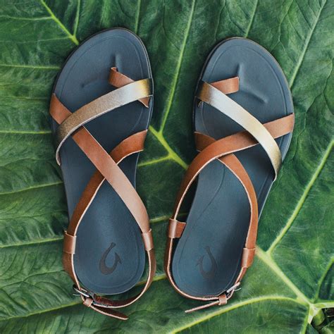 olukai womens sandals