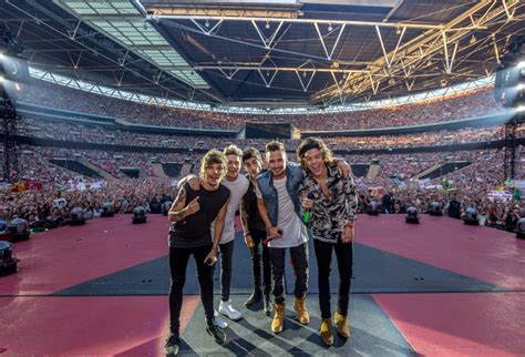 one direction where we are now Reader