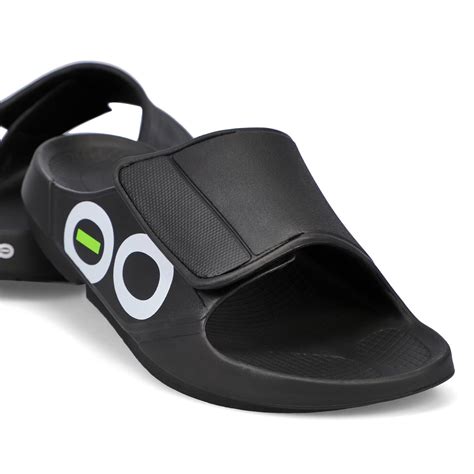 oofos men's sandals