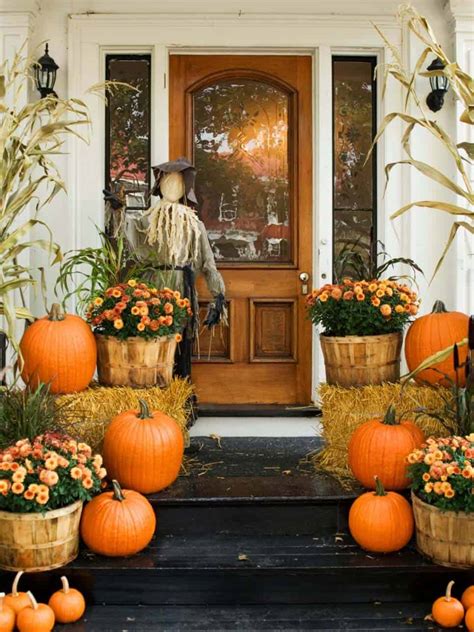 outdoor autumn decor