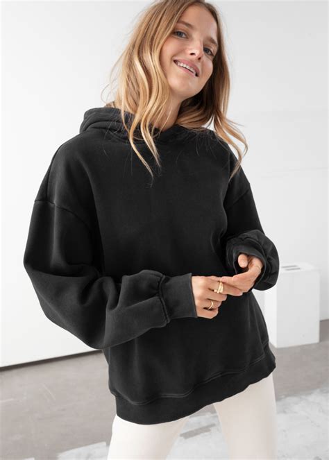 oversized black hooded sweatshirt