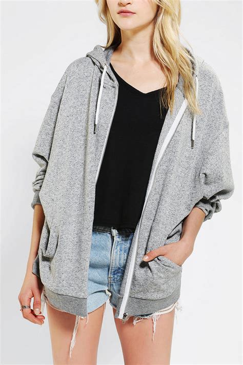 oversized grey sweatshirt