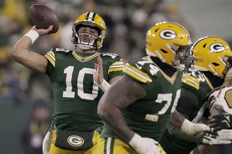 packers run a lot of rpo and quick-game