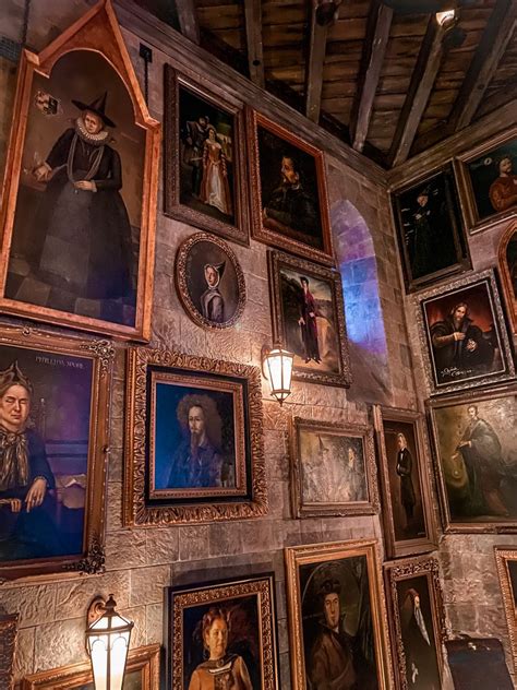 paintings in hogwarts