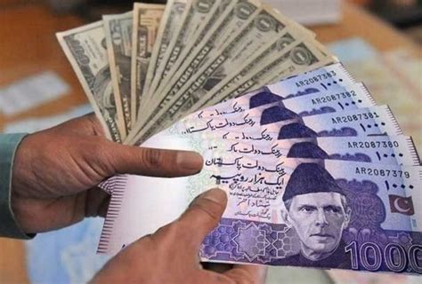 pakistani currency against dollar