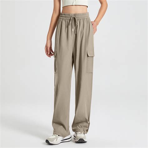 pants with zipper pockets