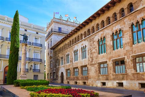 para que se uitiza el palau de la generalitat valenciana