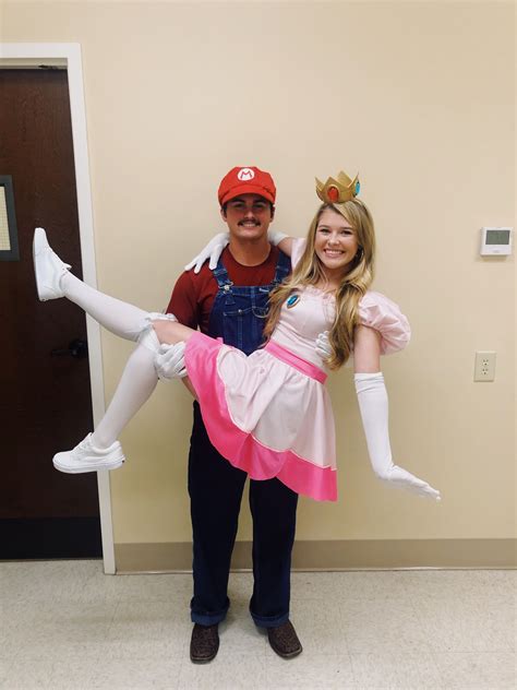 peach and mario costumes