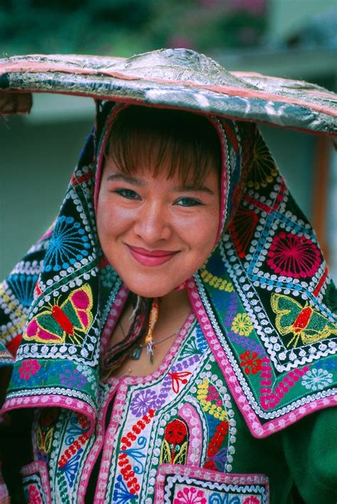 peruvian native costume wallpaper free