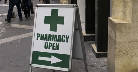 pharmacy open sunday near me