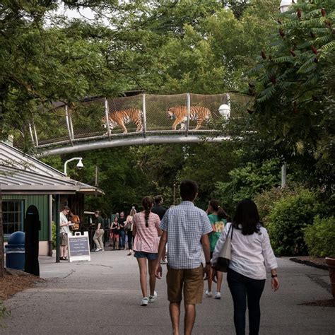 philadelphia zoo hiring