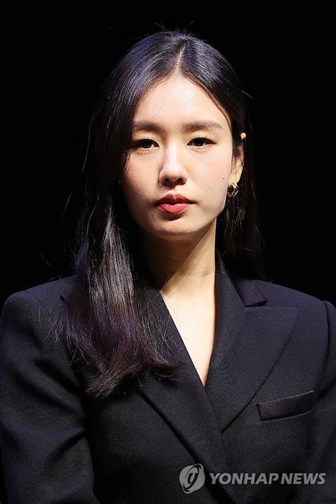 Ahn Eun-jin #12