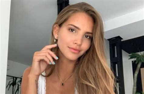 Julia Lins