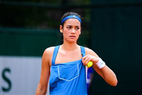 Alize Lim #18