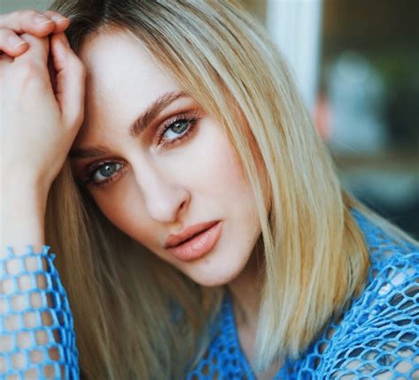 Alyssa Barbara #12