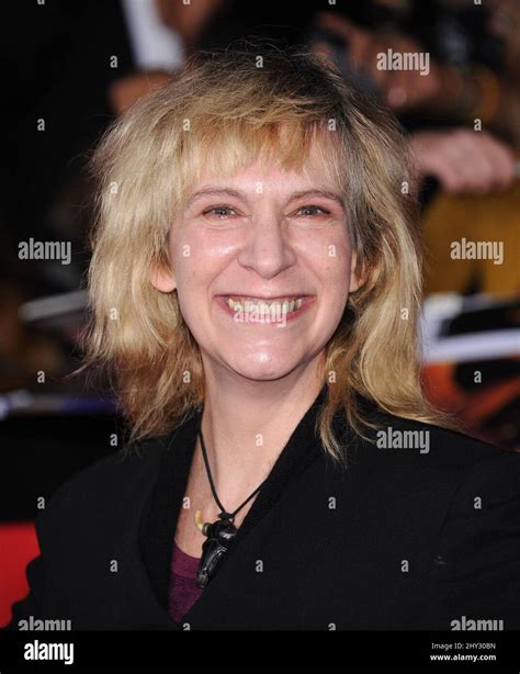 Amanda Plummer