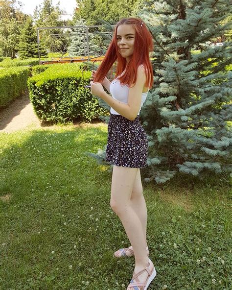 Andreea Munteanu #16