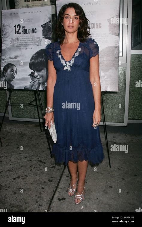 Annabella Sciorra