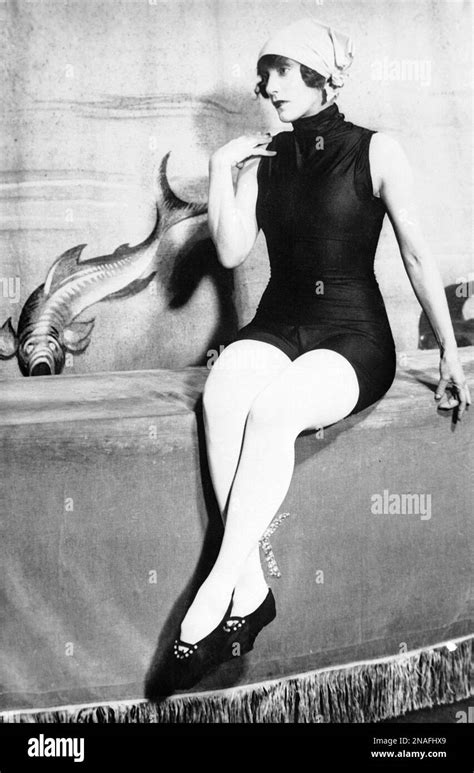 Annette Kellerman #16