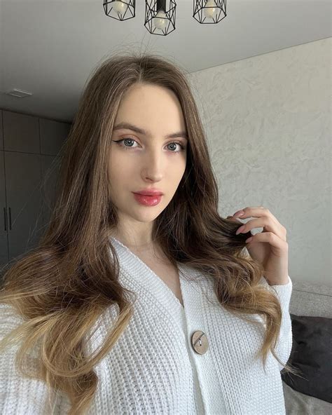 Anny Walker