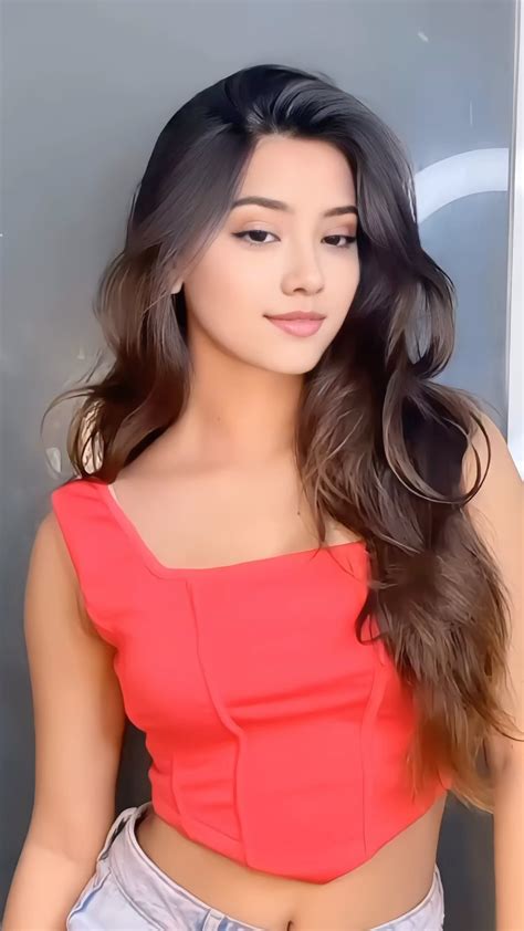 Aria Khan
