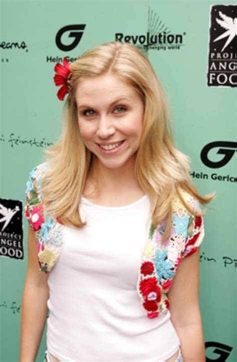 Ashley Eckstein #17