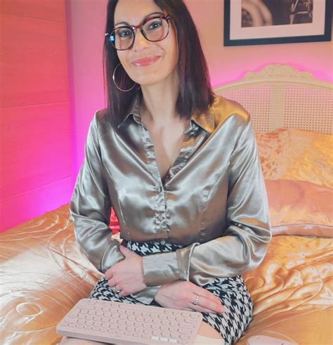 Aster (Onlyfans)