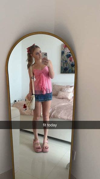 Ava Cherry #18